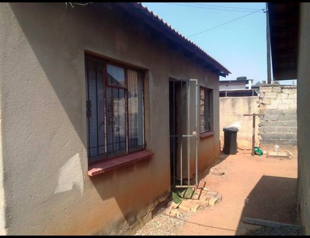 2 BEDROOM HOUSE FOR SALE IN KLIPSPRUIT
